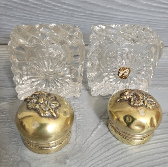 💎 Pair of 1800s Crystal & Brass Inkwells - Polished Vintage Classic Calligraphy - Picture 6 of 9